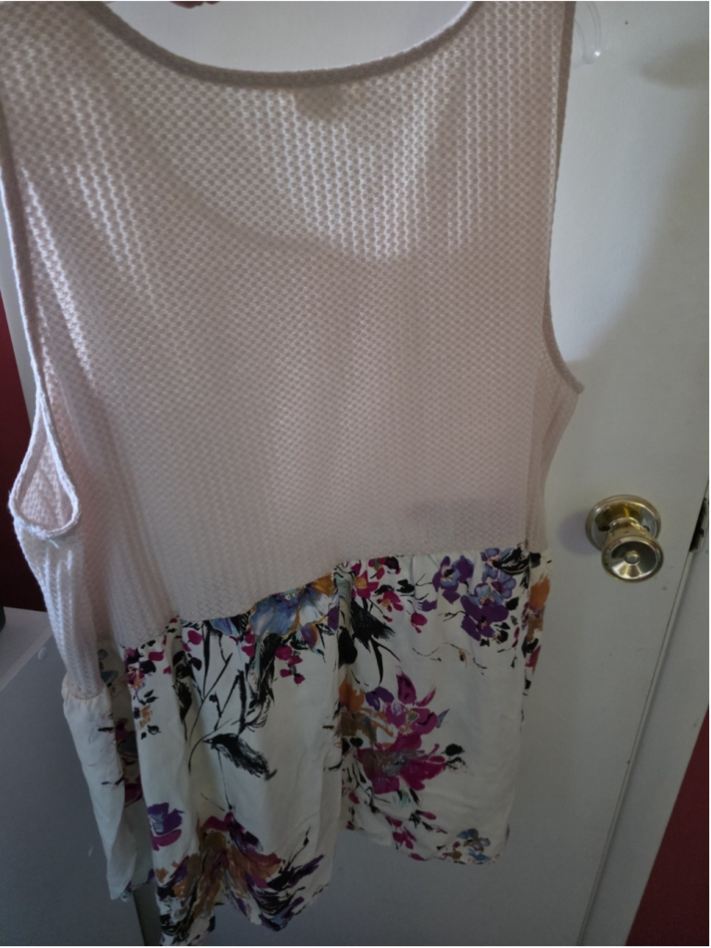 Umgee Light Pink Textured Tank Top with White Floral Hem - Picture 3 of 7